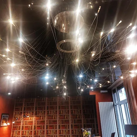 Hotel Roc De Massabielle