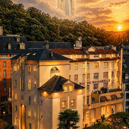 Roc De Massabielle Lourdes