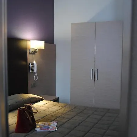 Hotel Roc De Massabielle