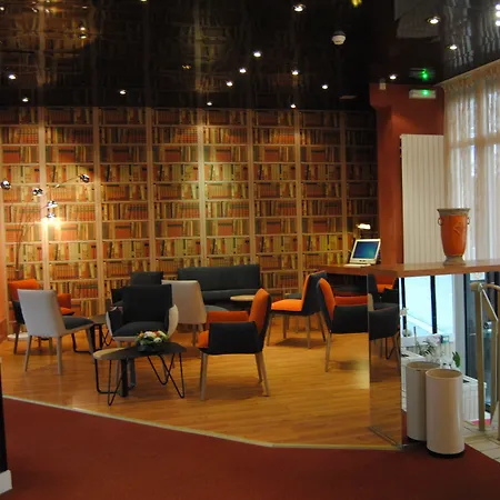 Roc De Massabielle ホテル 3*