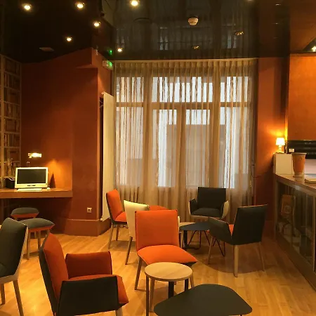 ホテル Roc De Massabielle ルルド