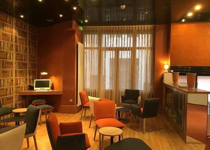 Отель Roc De Massabielle Лурд