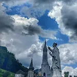 Roc De Massabielle Hotel Lourdes
